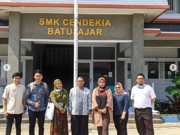 Kegiatan Free Trial e-Learning di SMK Cendekia Batujajar